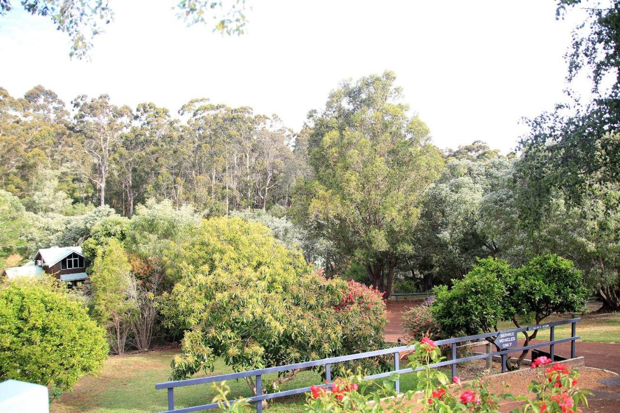 Riverglen Chalets Margaret River ภายนอก รูปภาพ
